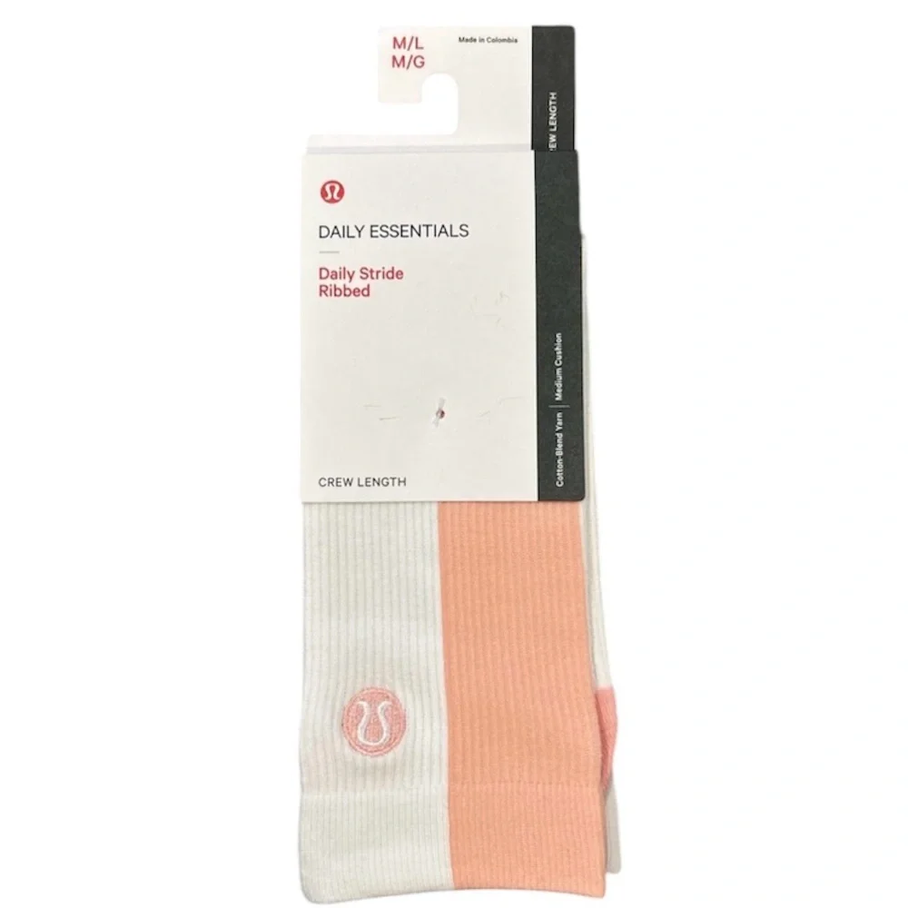 Lululemon 1 Pair Women’s Daily Stride Ribbed Crew Socks Size M/L Pink White NWT
